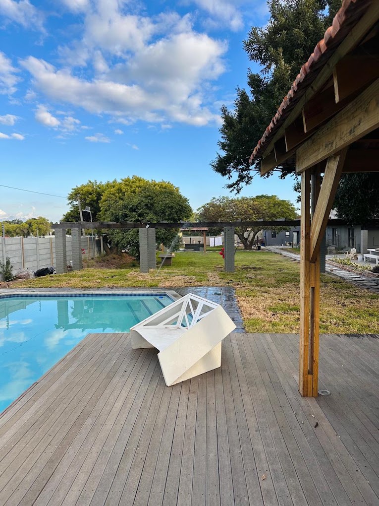 Pool and outdoor area